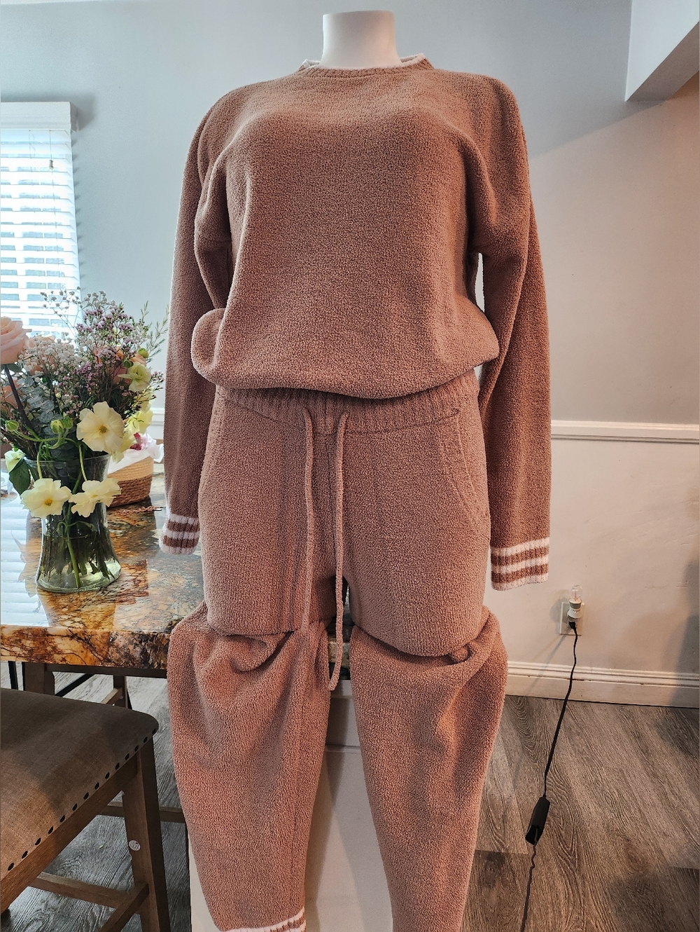 Cozy Plush Drawstring Joggers & Sweatshirt Set - Dusty Rose